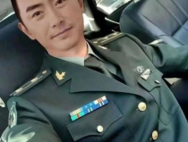 军人装写真,军装威严映照忠诚风采